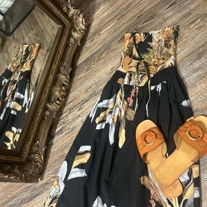 Fashion Nova Palm Tree Views Maxi Dress 
size XS